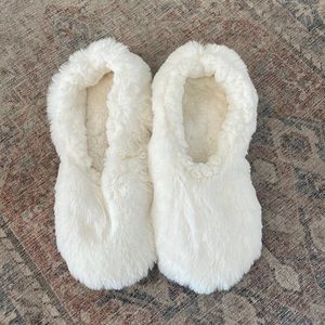 White fluffy slippers
